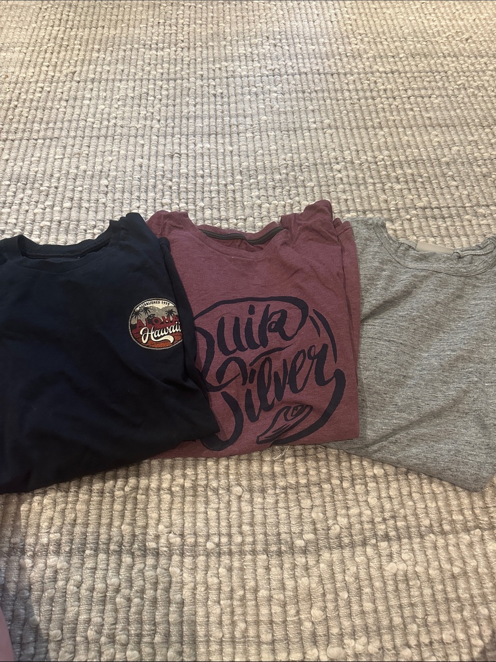 Quiksilver Maroon Graphic Tee with Navy and Gray Tees